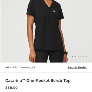 Brand new Figs Catarina scrub top